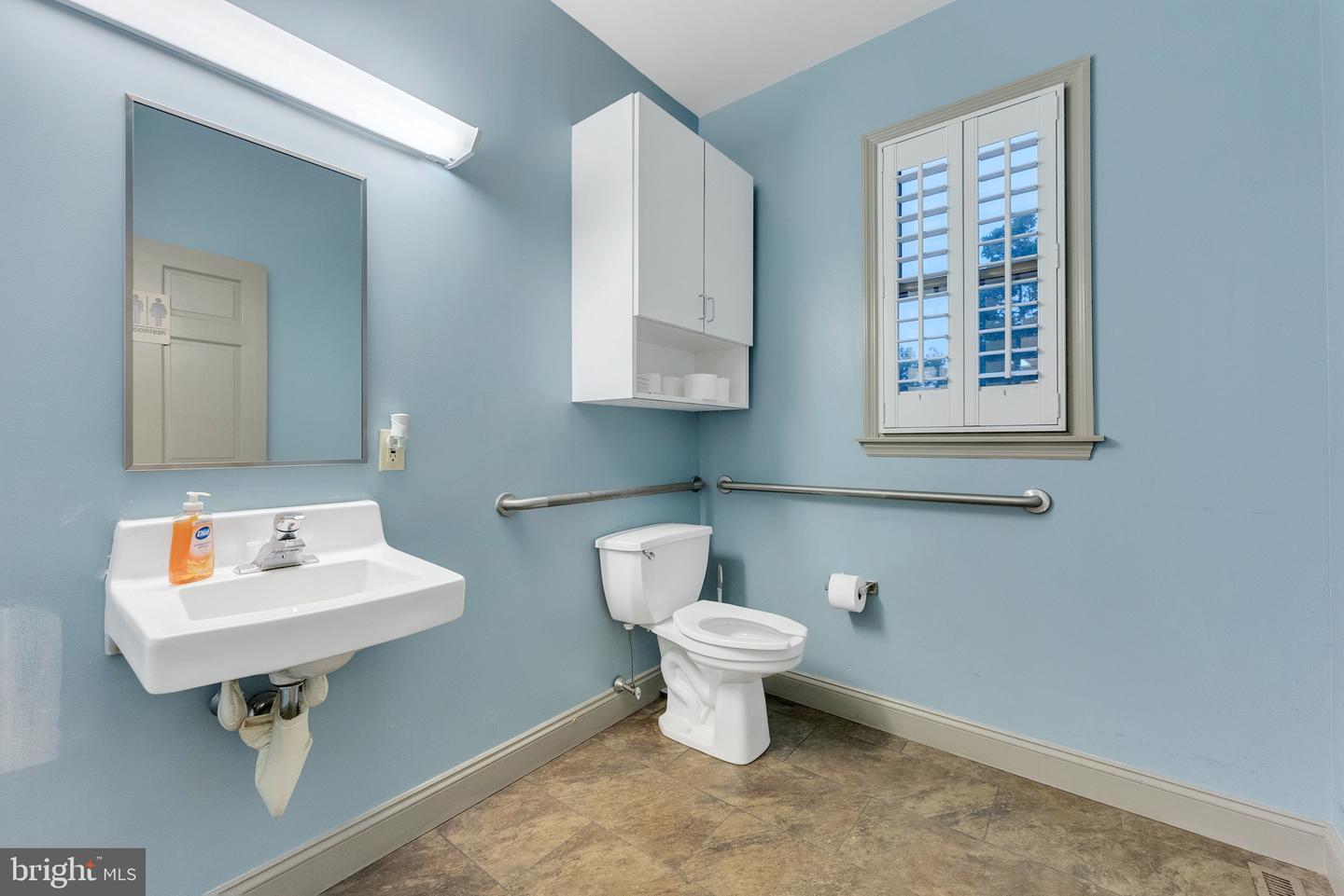318 White Horse Pike