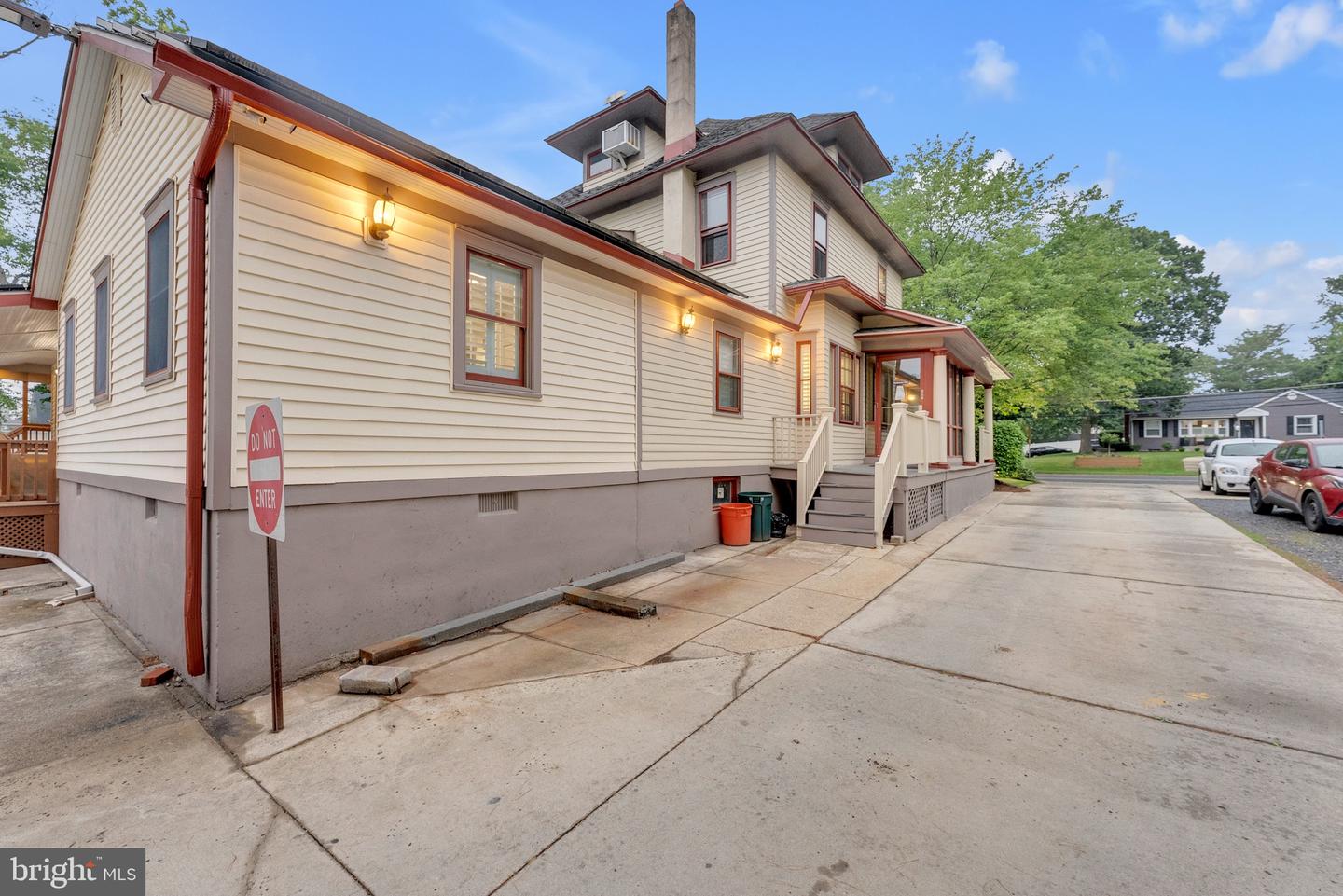 318 White Horse Pike
