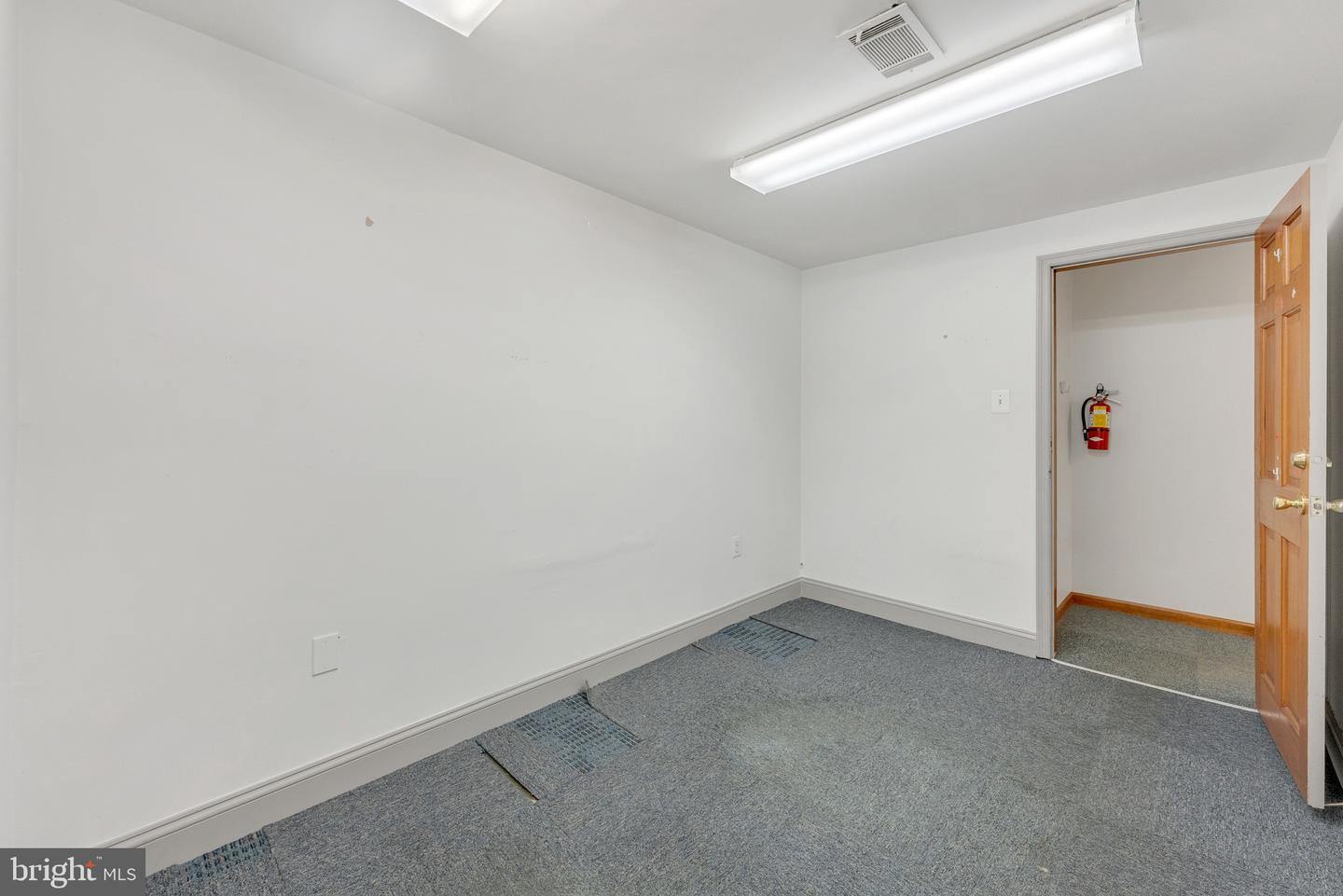 318 White Horse Pike