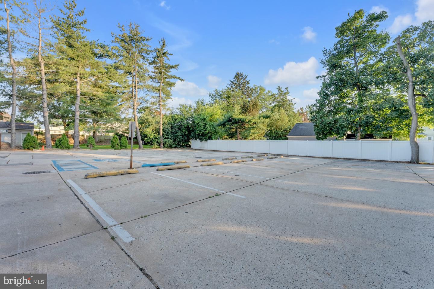 318 White Horse Pike