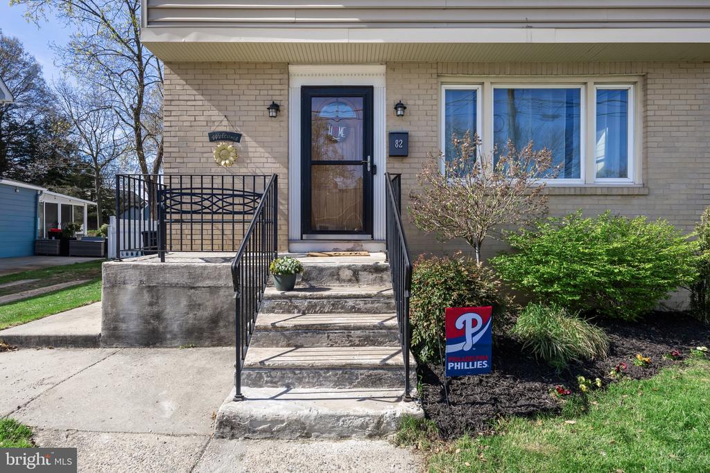 82 VIRGINIA AVENUE