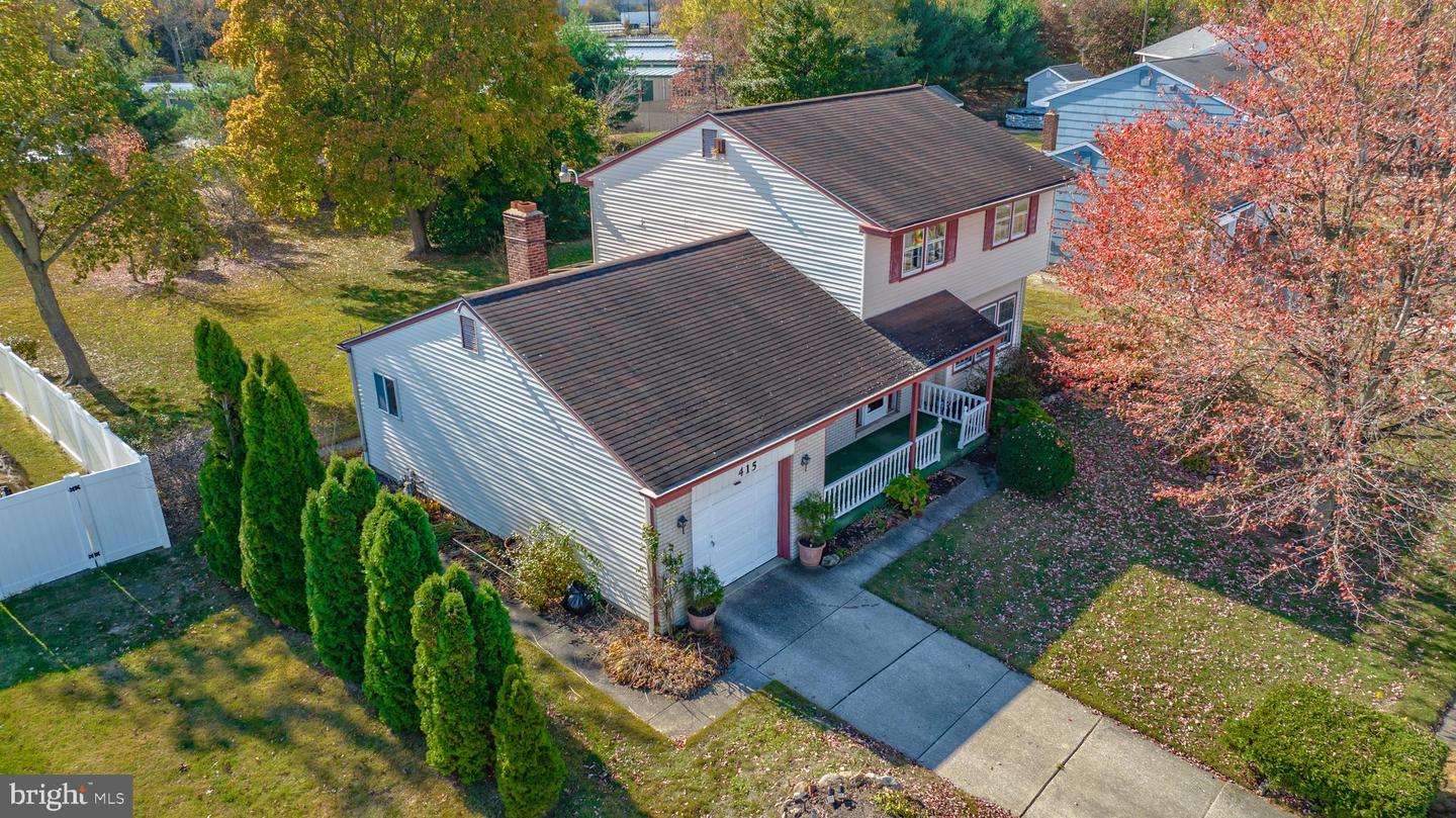 415 Windsor Dr