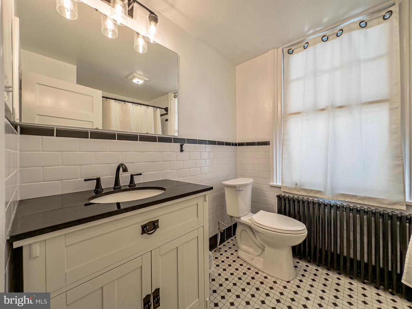 35-37 S Main St #2