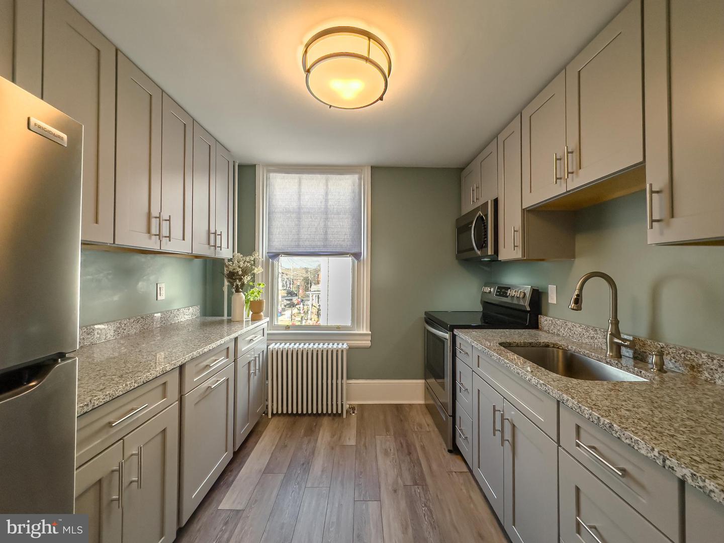 35-37 S Main St #2