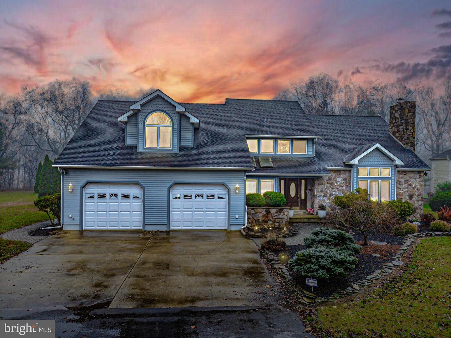 29 Cassandra Ln