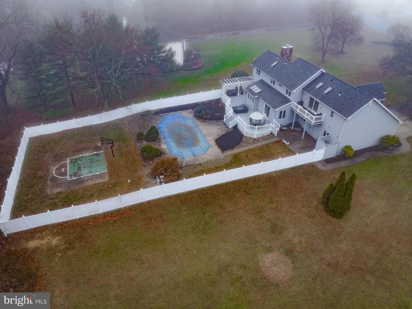 29 Cassandra Ln
