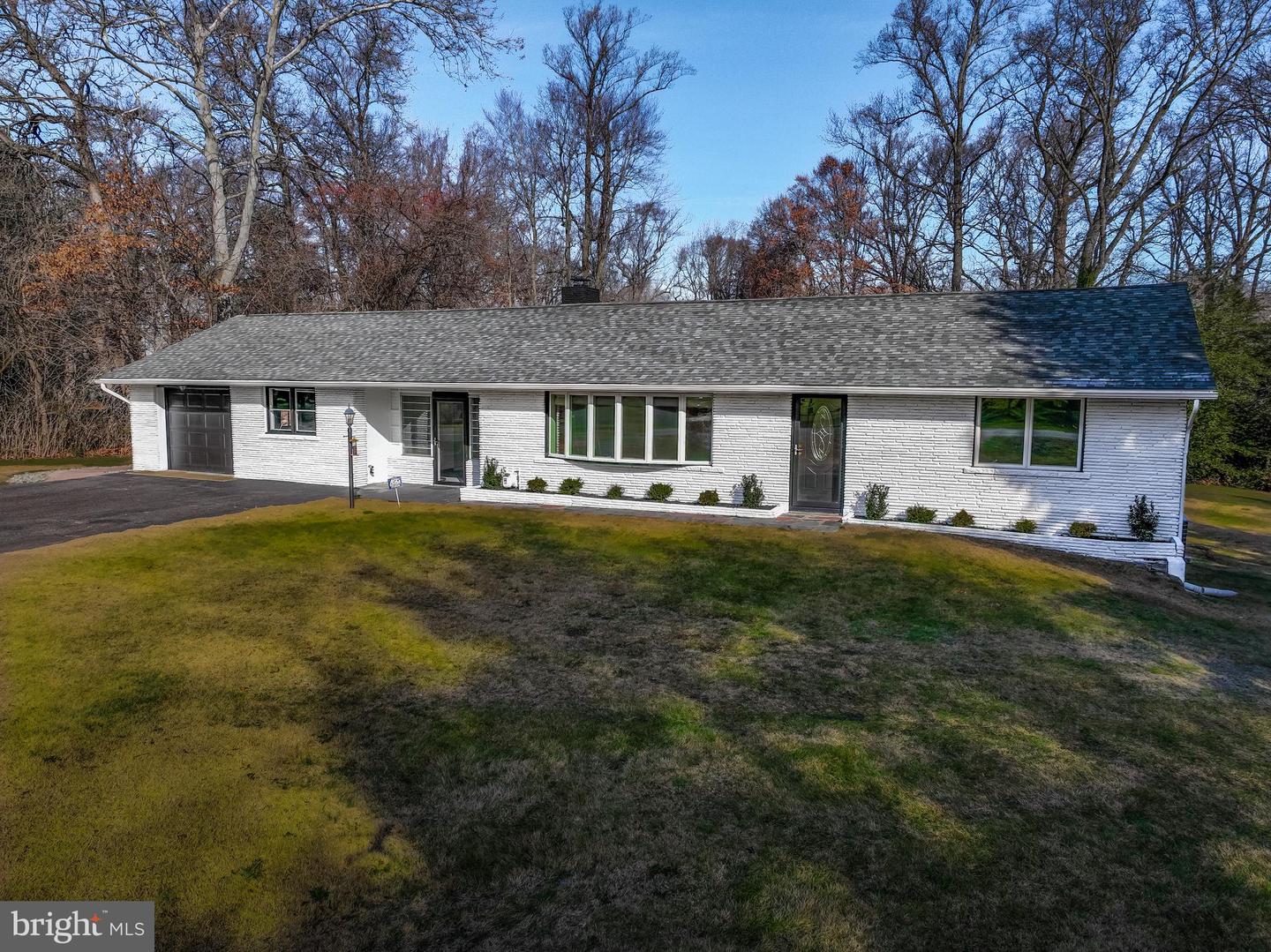 417 Clems Run Rd