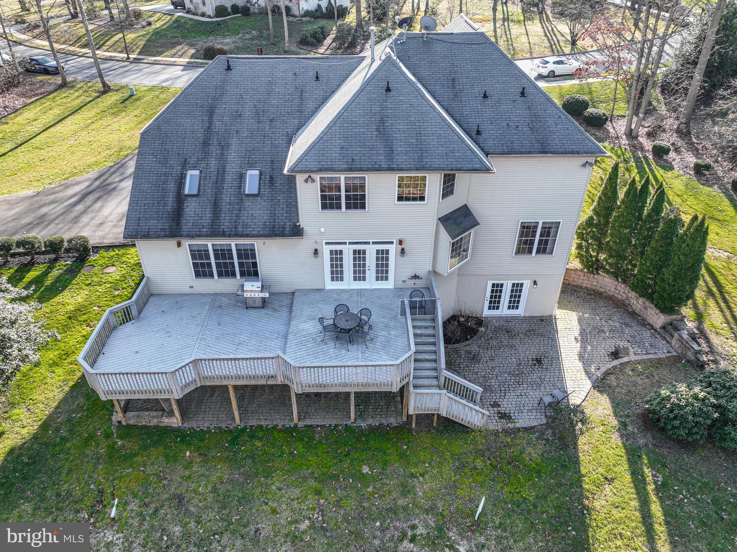 16 Deer Haven Dr