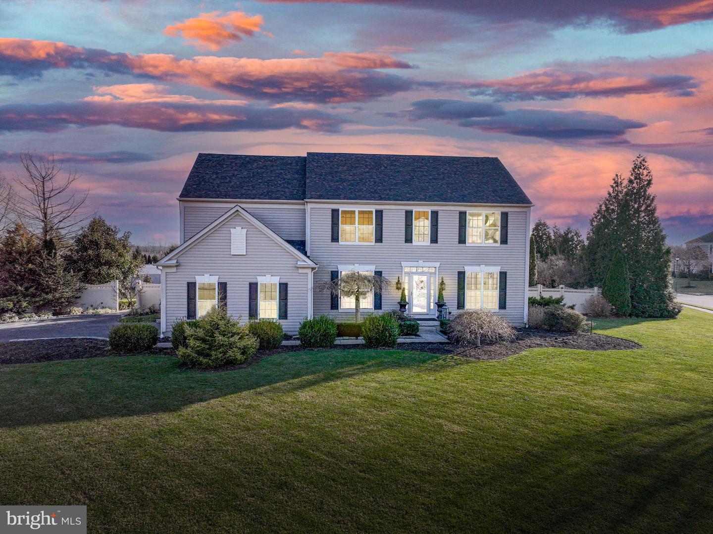 623 Hancock Dr
