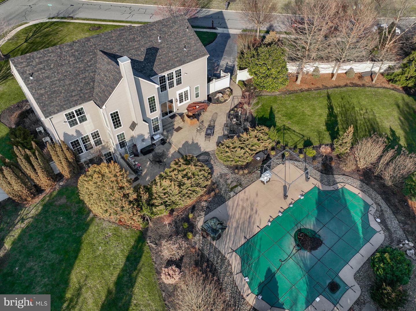 623 Hancock Dr