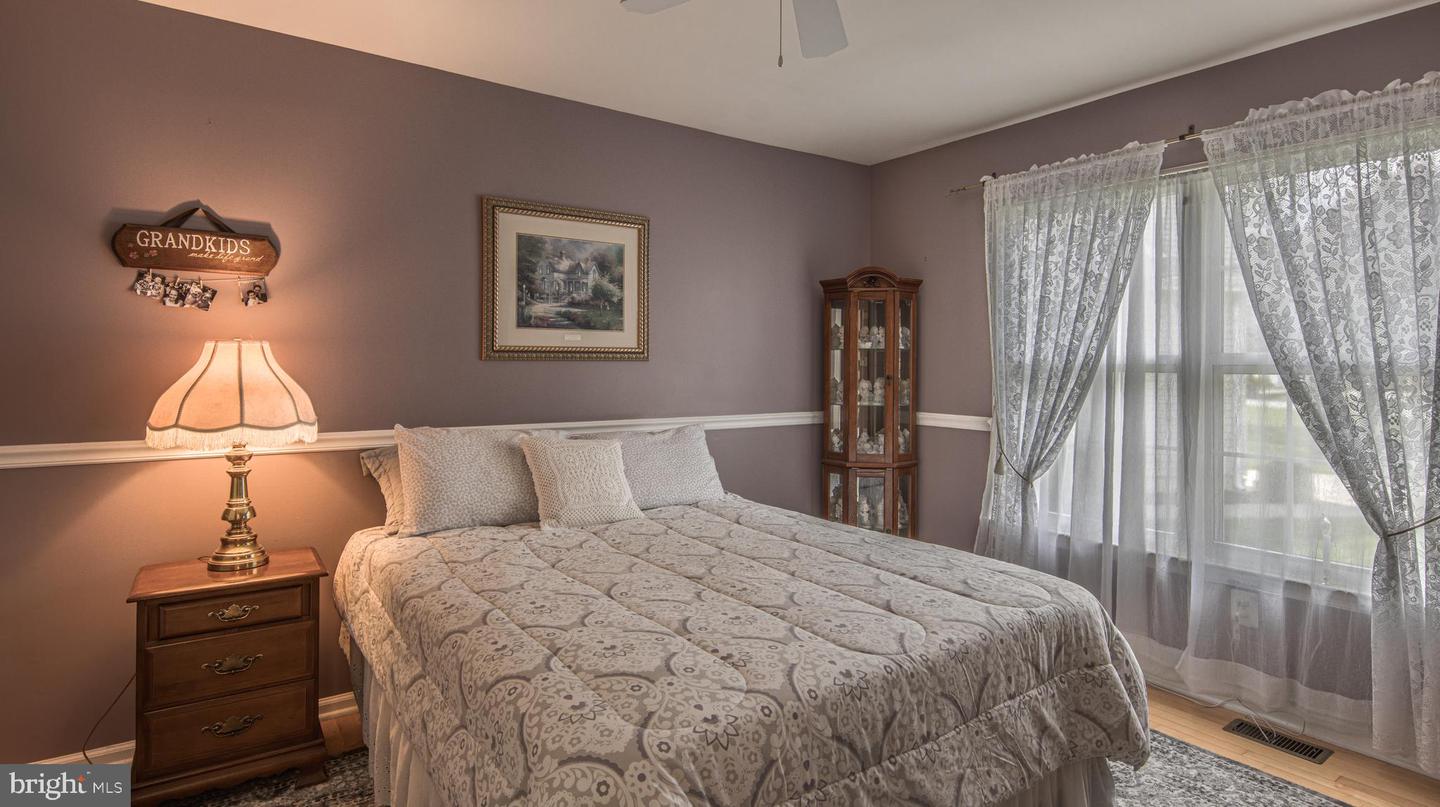 212 Fox Glove Trl