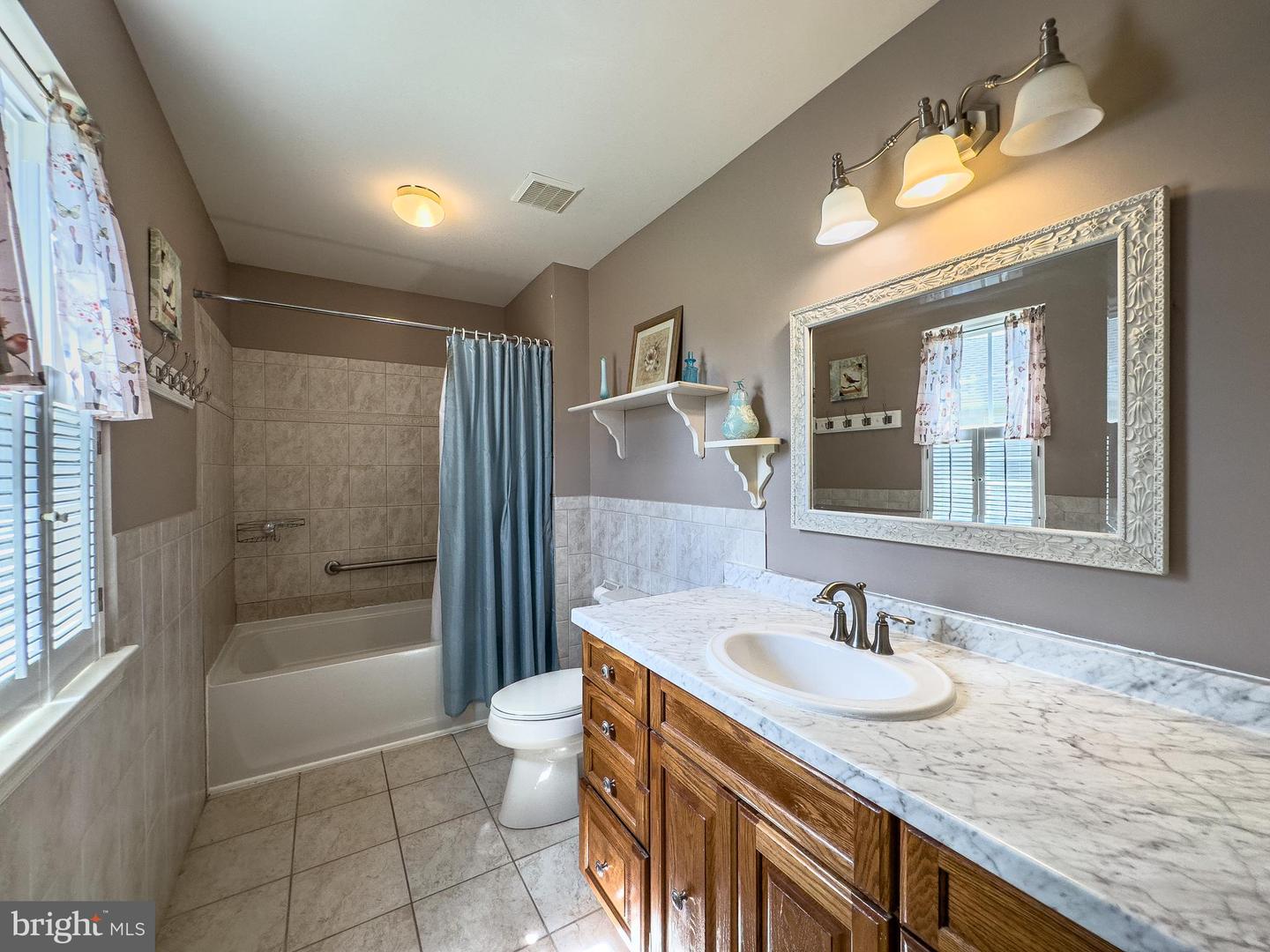 212 Fox Glove Trl