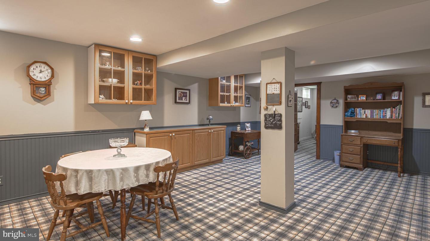 212 Fox Glove Trl