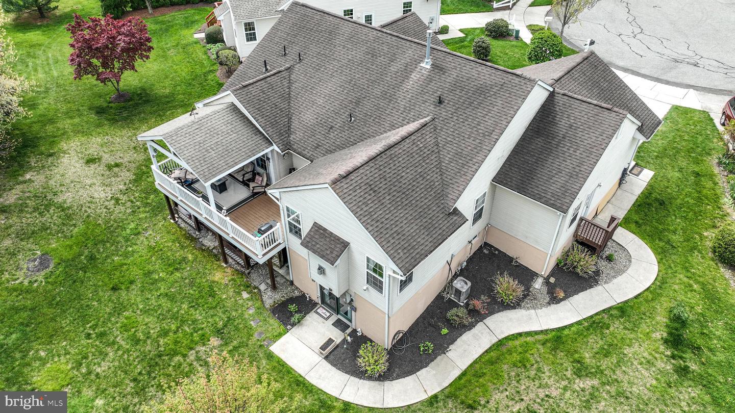 212 Fox Glove Trl