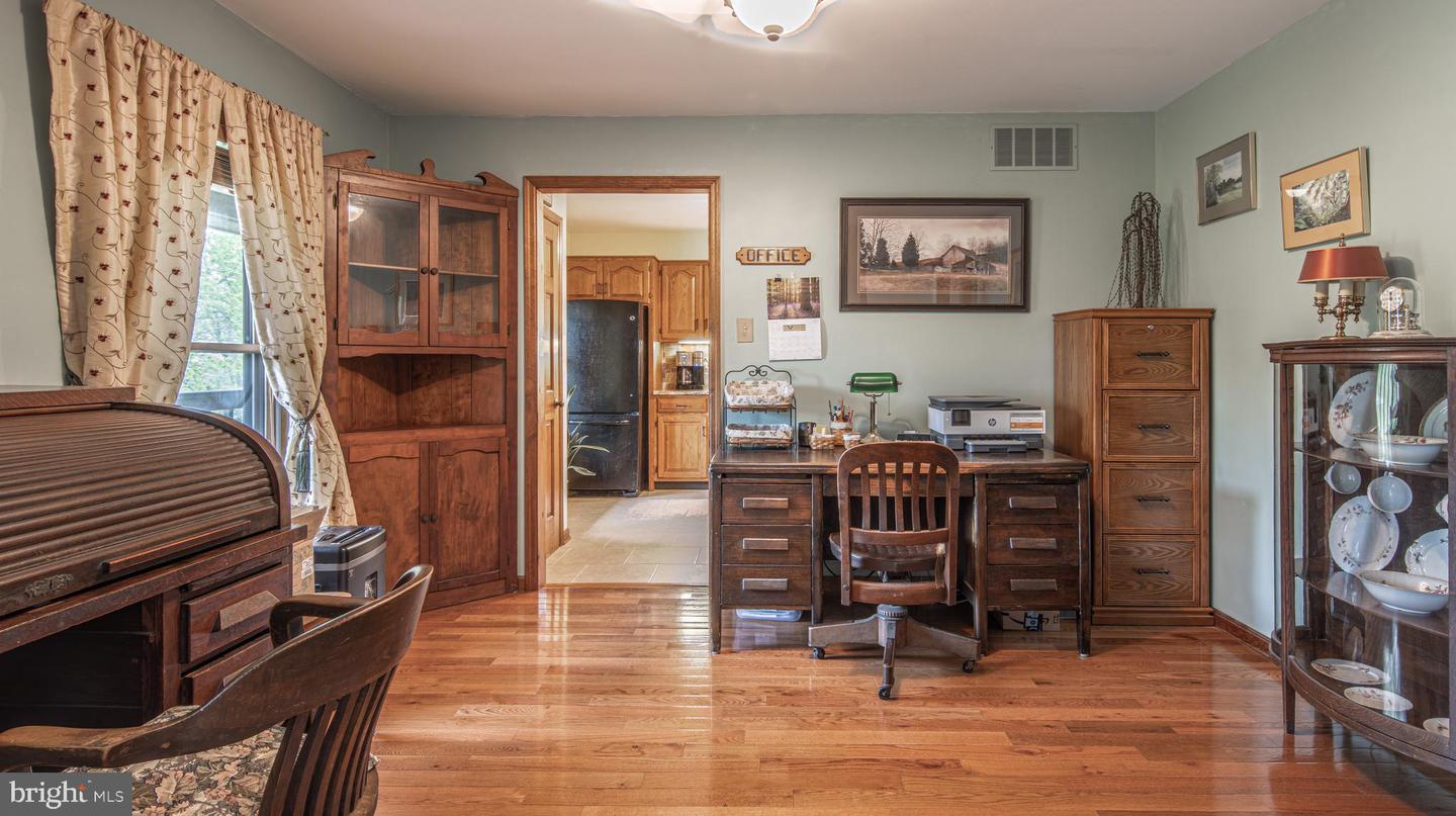 649 Tomlin Station Rd