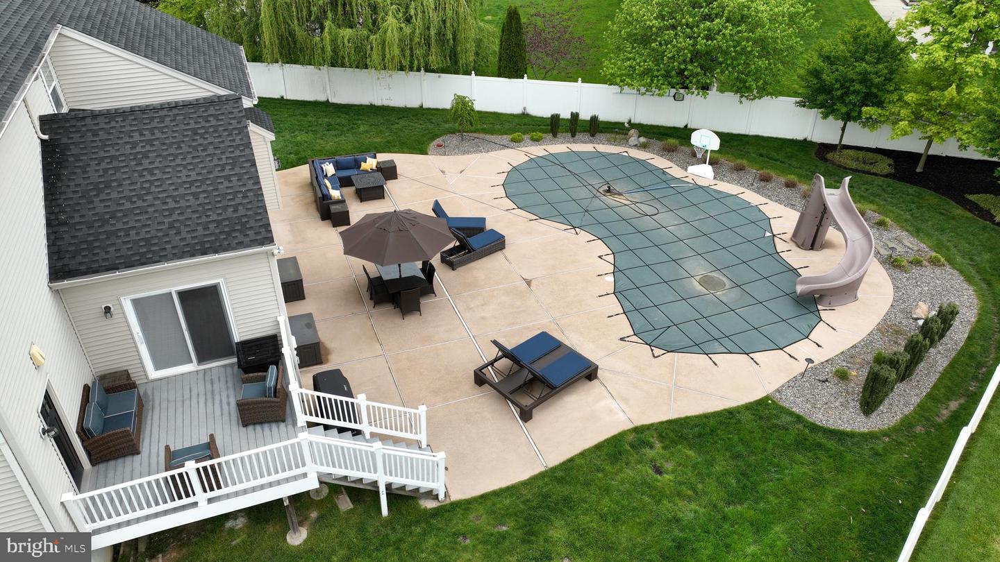 504 Wisteria Way
