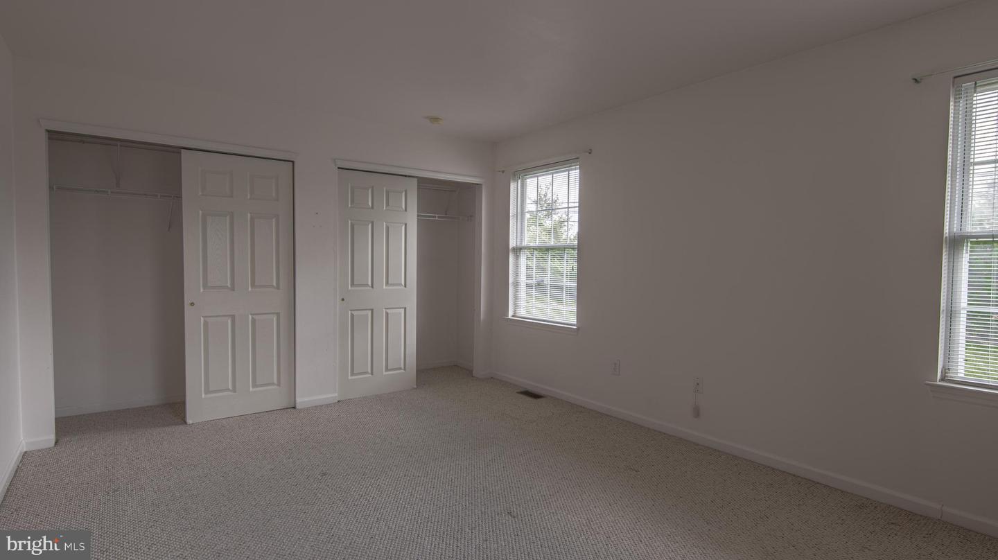 109 Canopy Ln