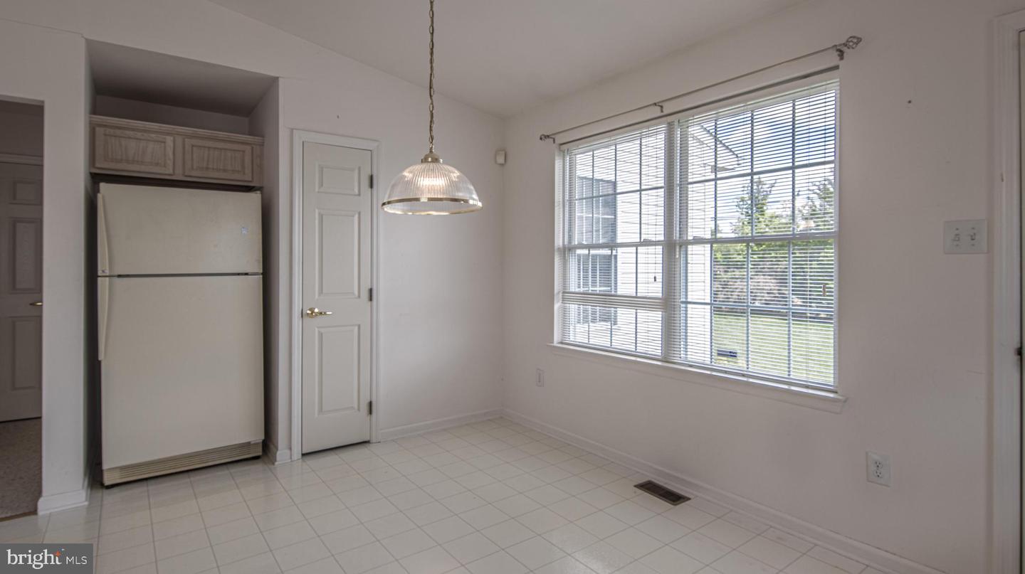 109 Canopy Ln