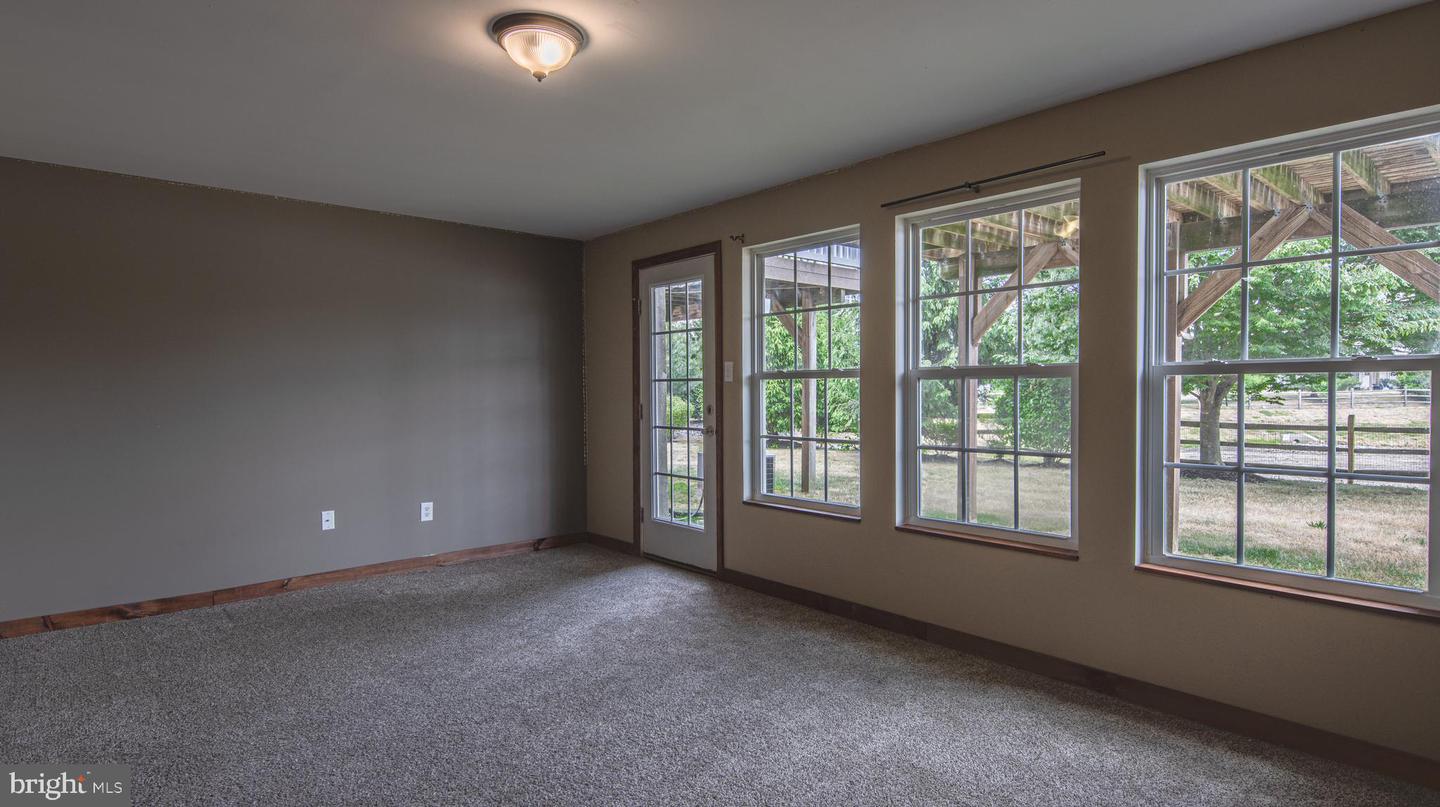 369 Concetta Dr
