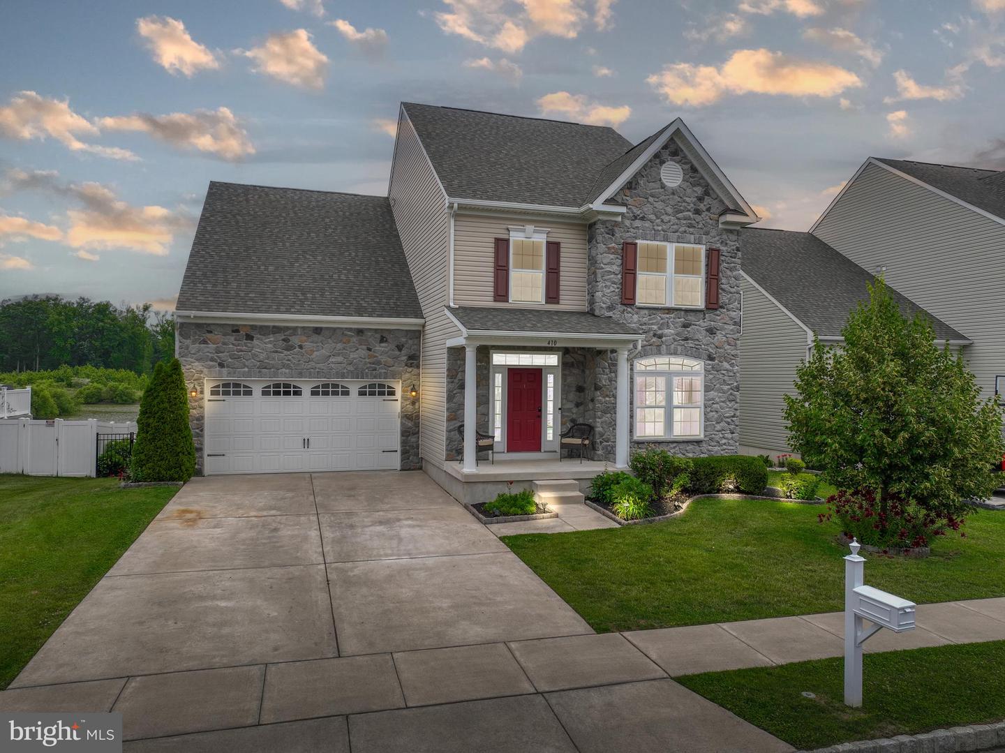 410 Crispin Way
