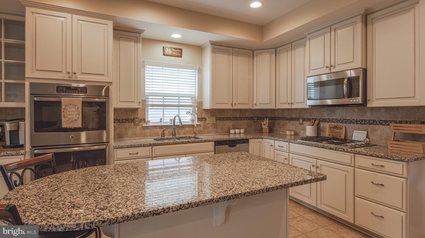 410 Crispin Way