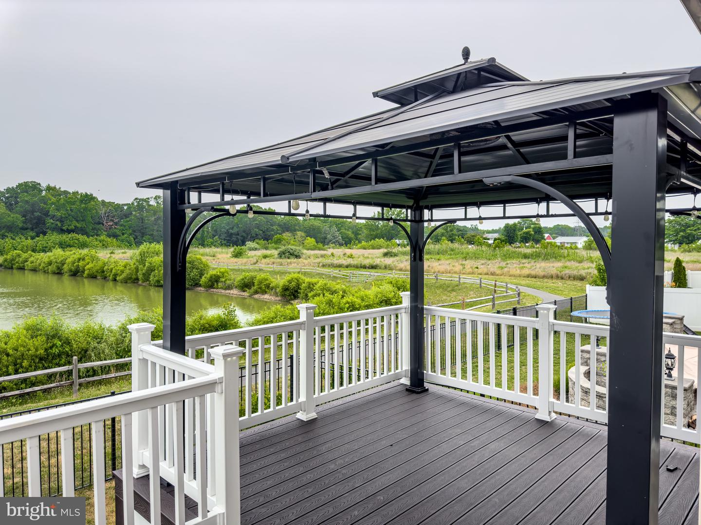 410 Crispin Way
