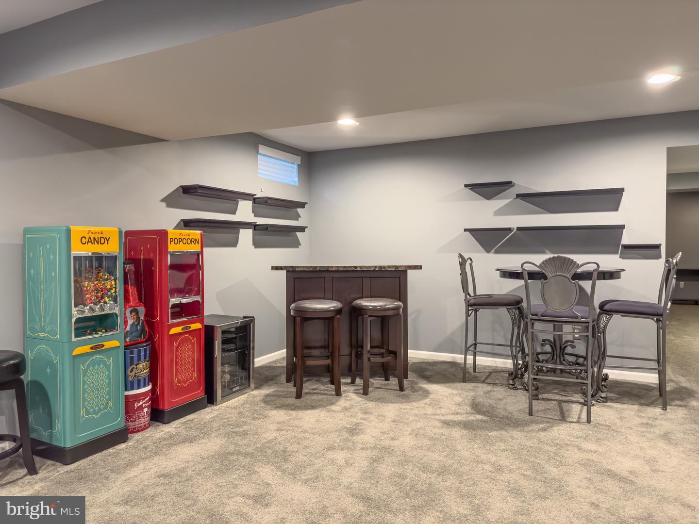 410 Crispin Way
