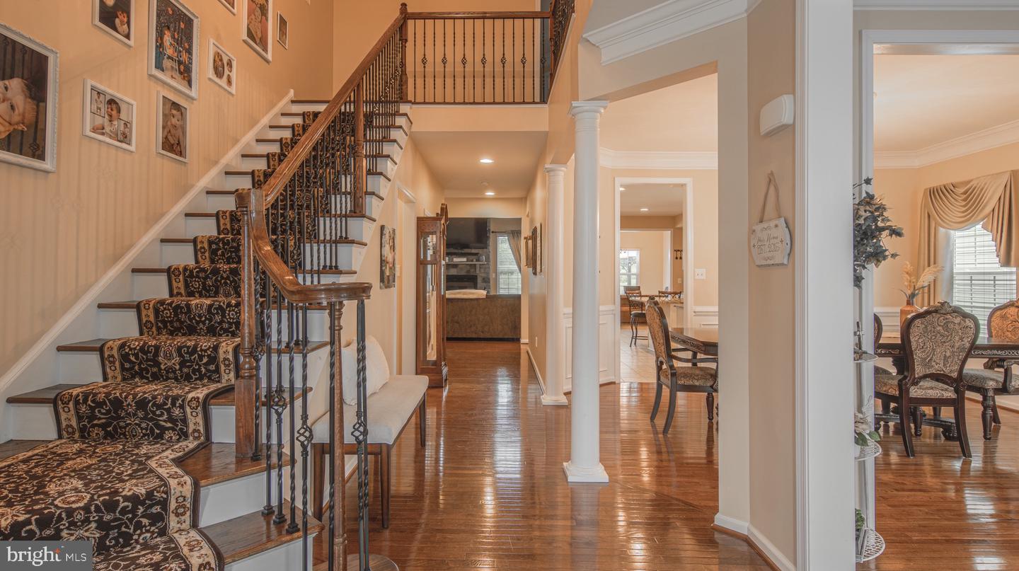410 Crispin Way