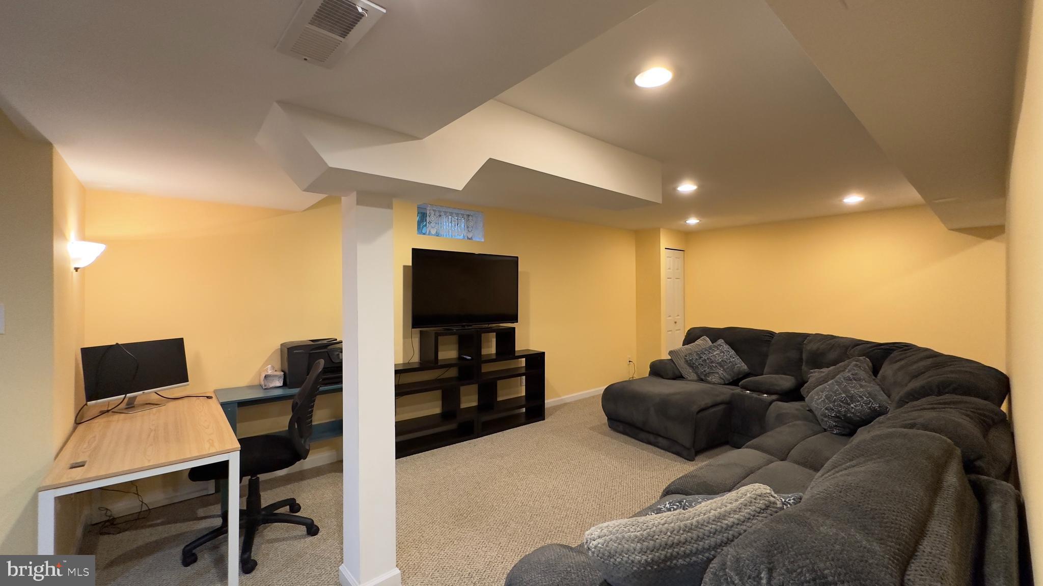 1203 Scoter Ct