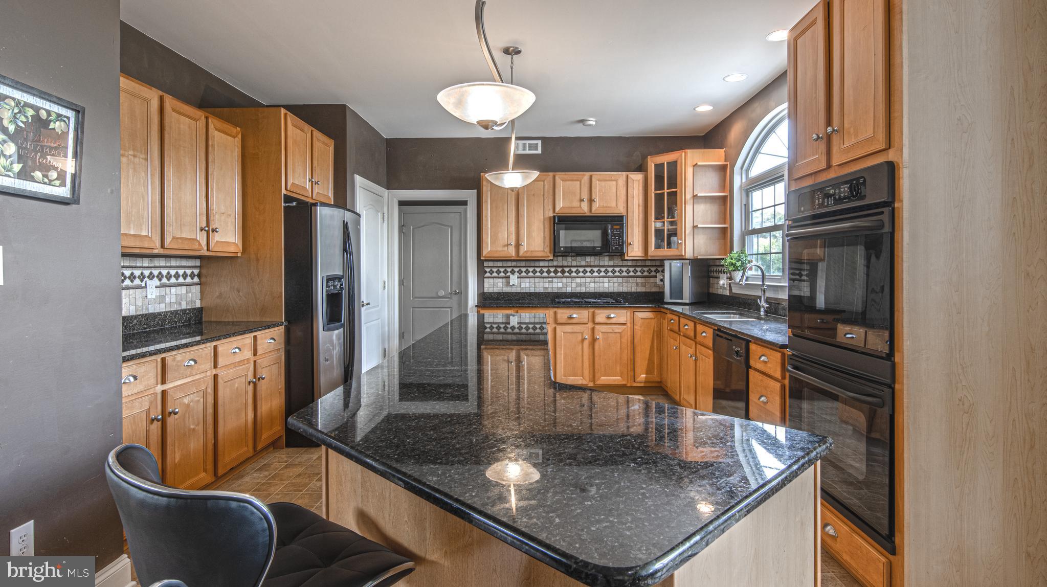 305 Sugar Bush Ct