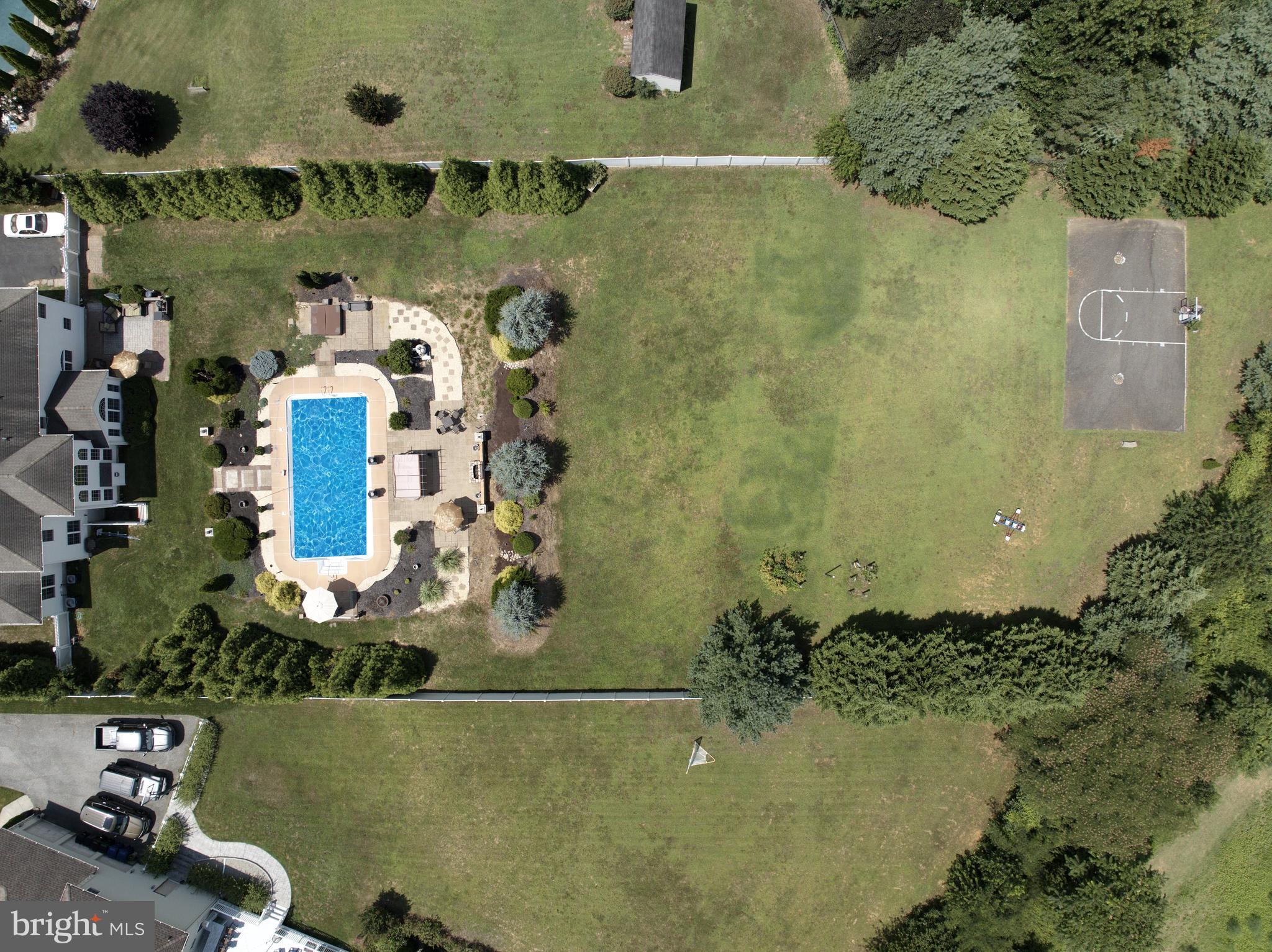 305 Sugar Bush Ct