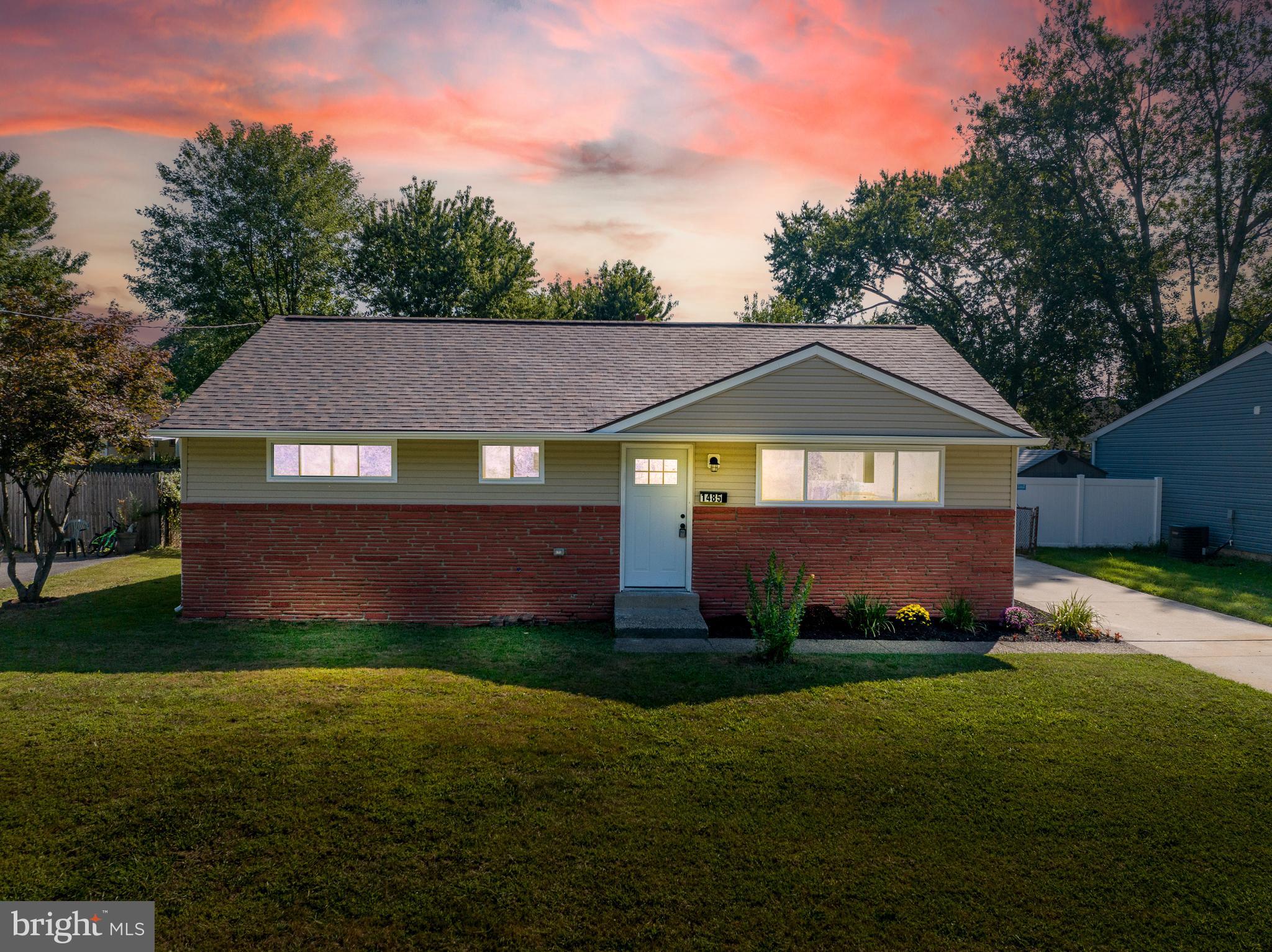 1485 Delsea Dr