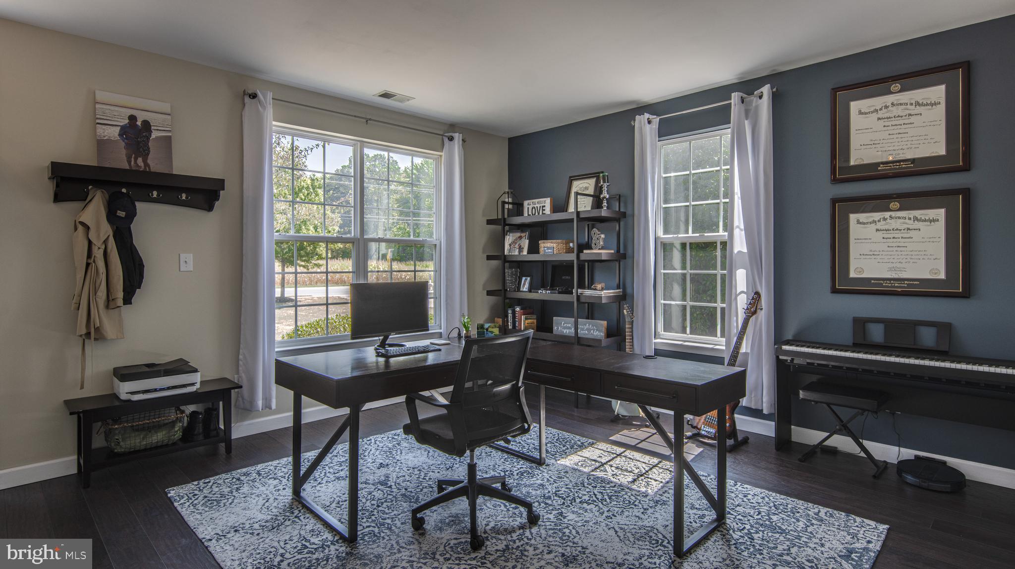 450 Aura Rd