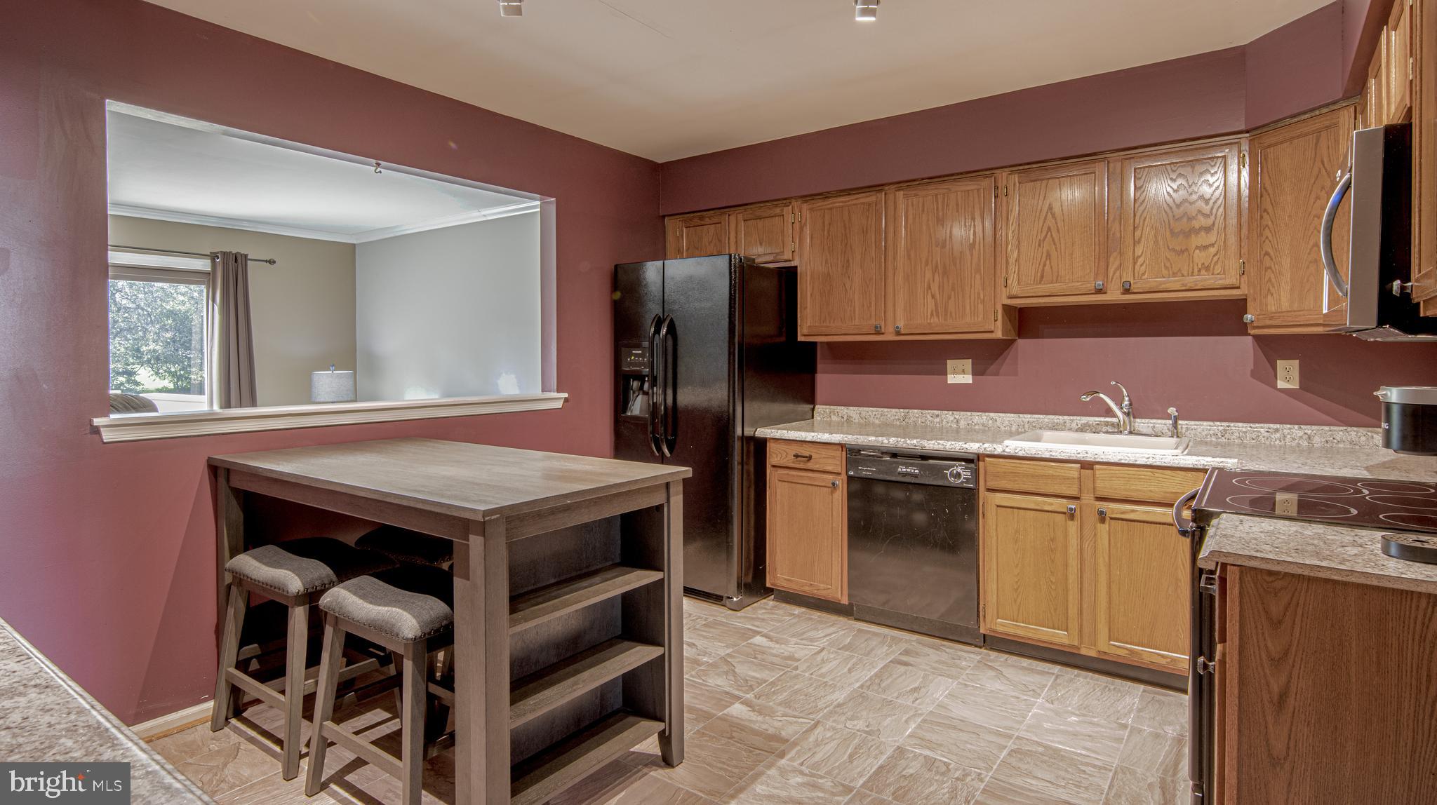 223 Allens Ln