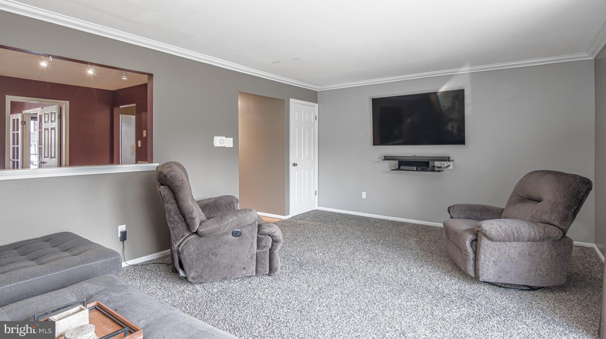 223 Allens Ln