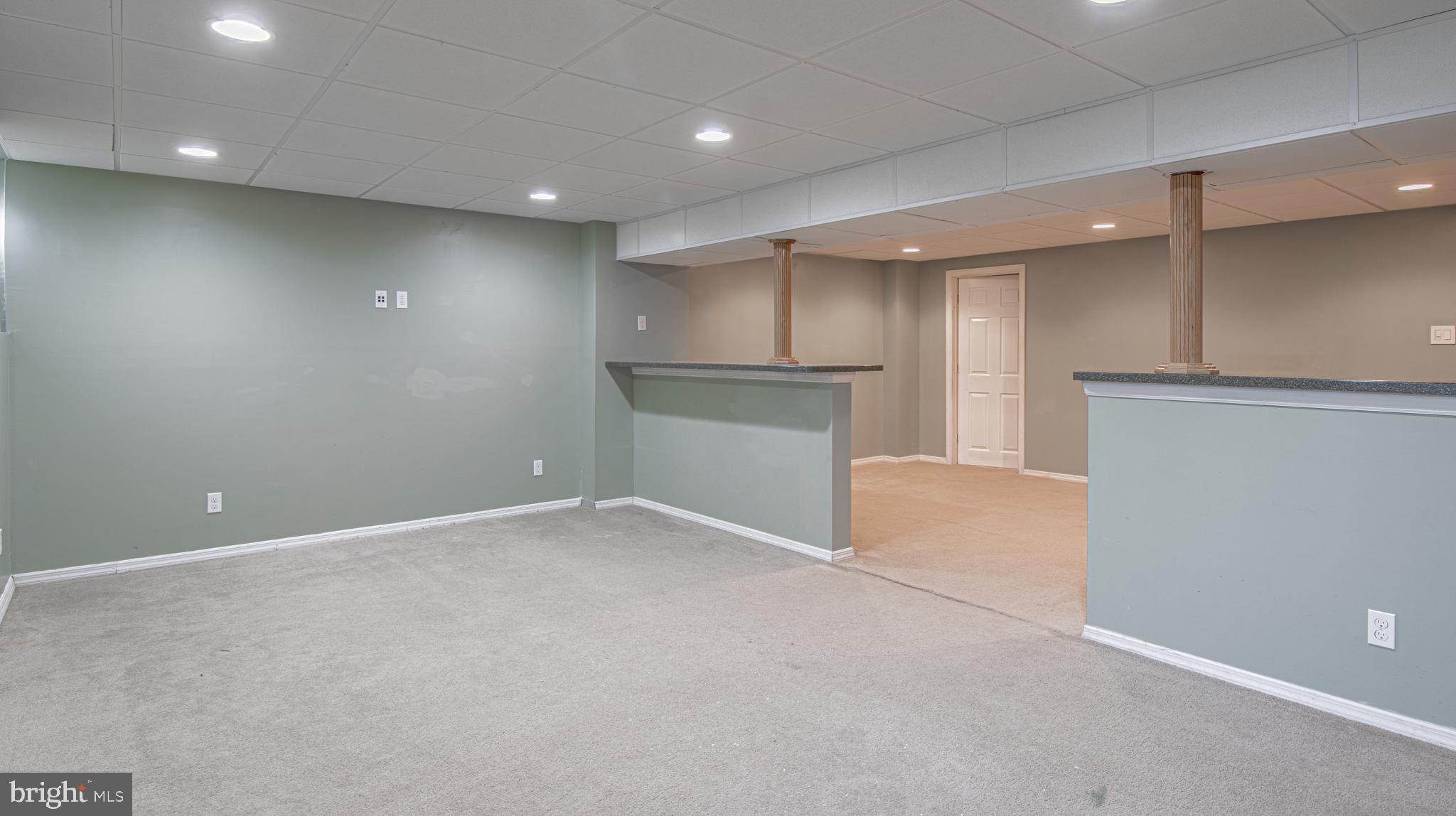 223 Allens Ln