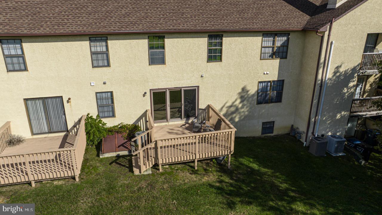 223 Allens Ln