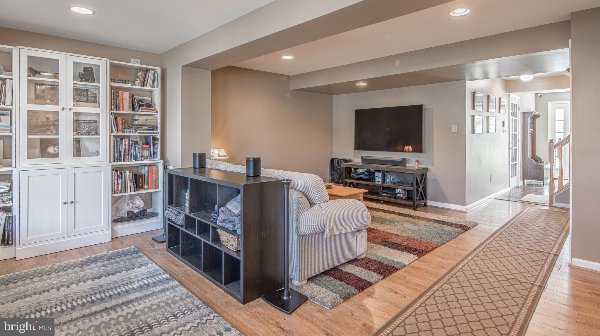 113 Carriage Way