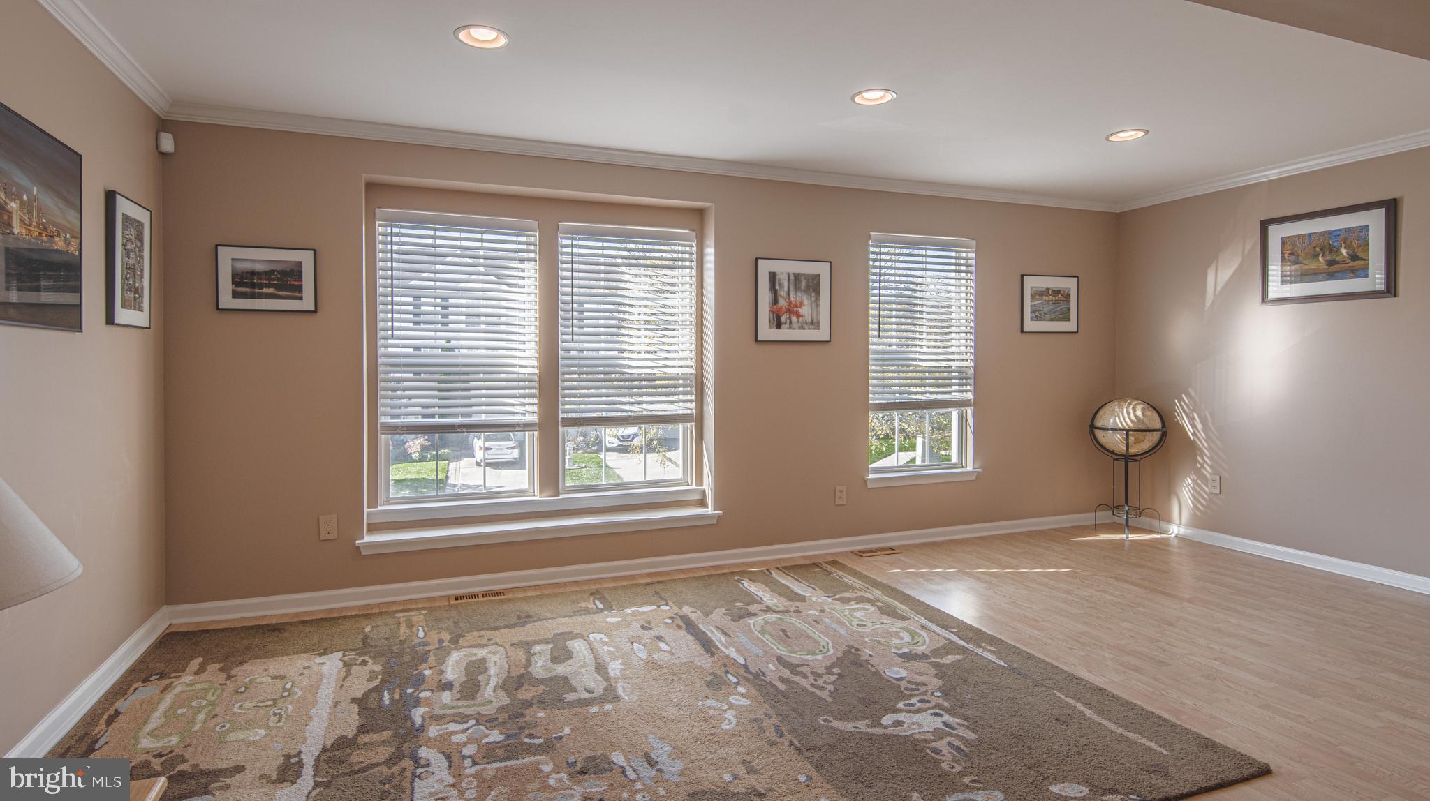 113 Carriage Way