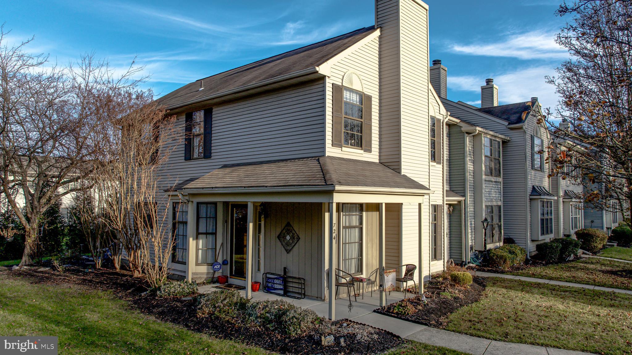 724 Garrison Ct