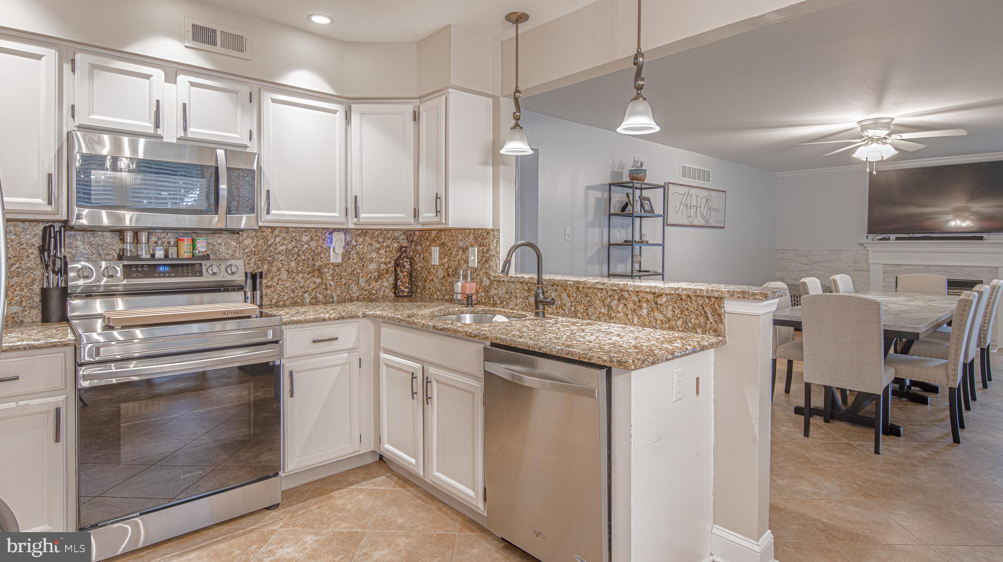 2 Olmsted Dr