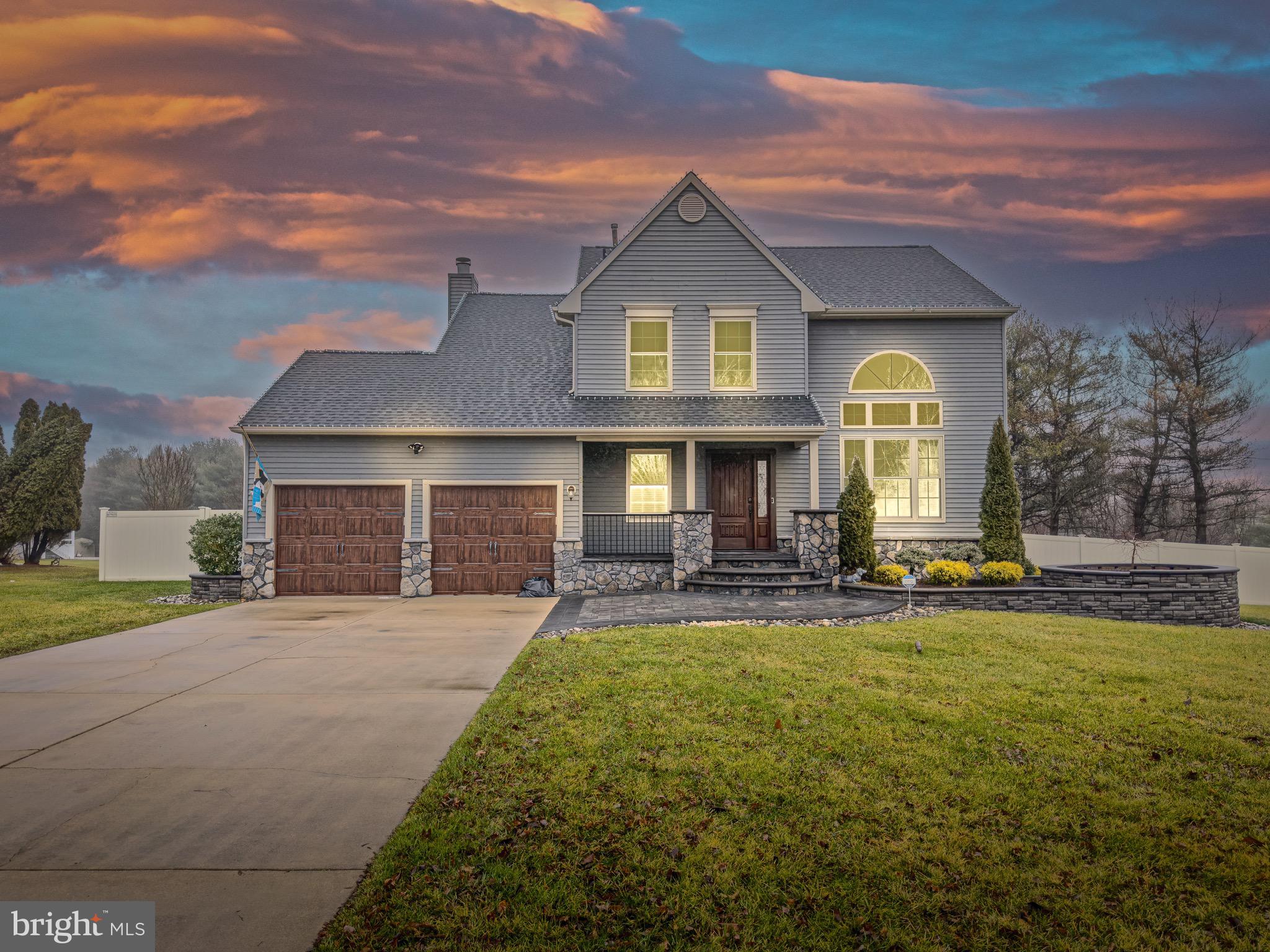 2 Olmsted Dr