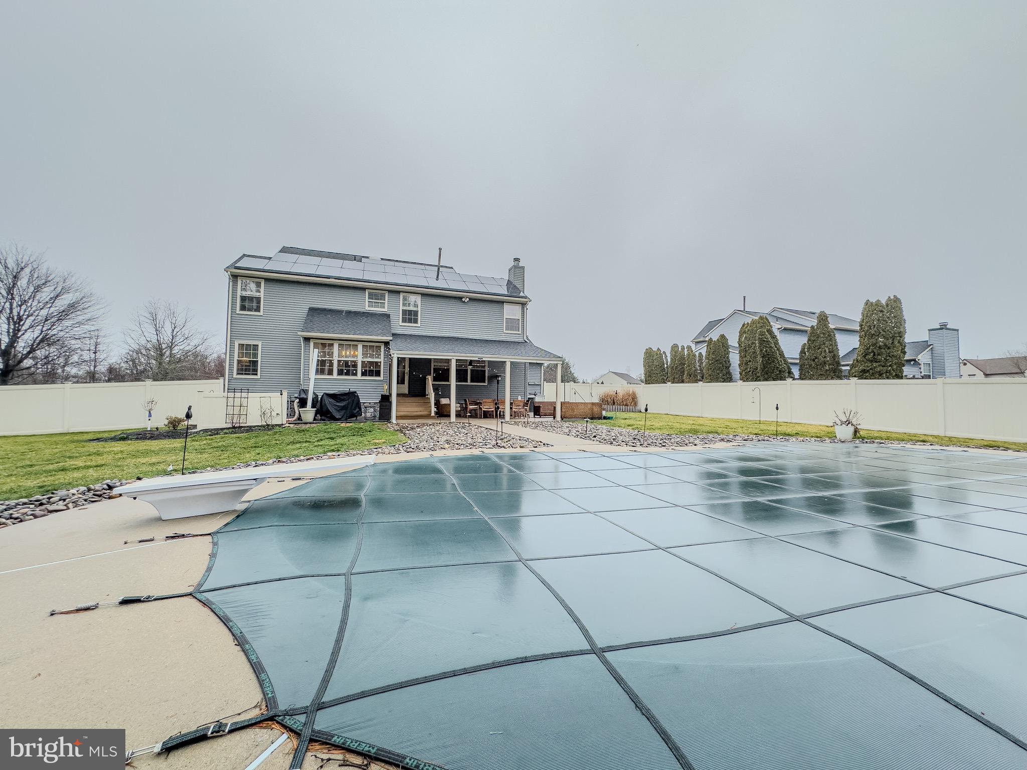 2 Olmsted Dr