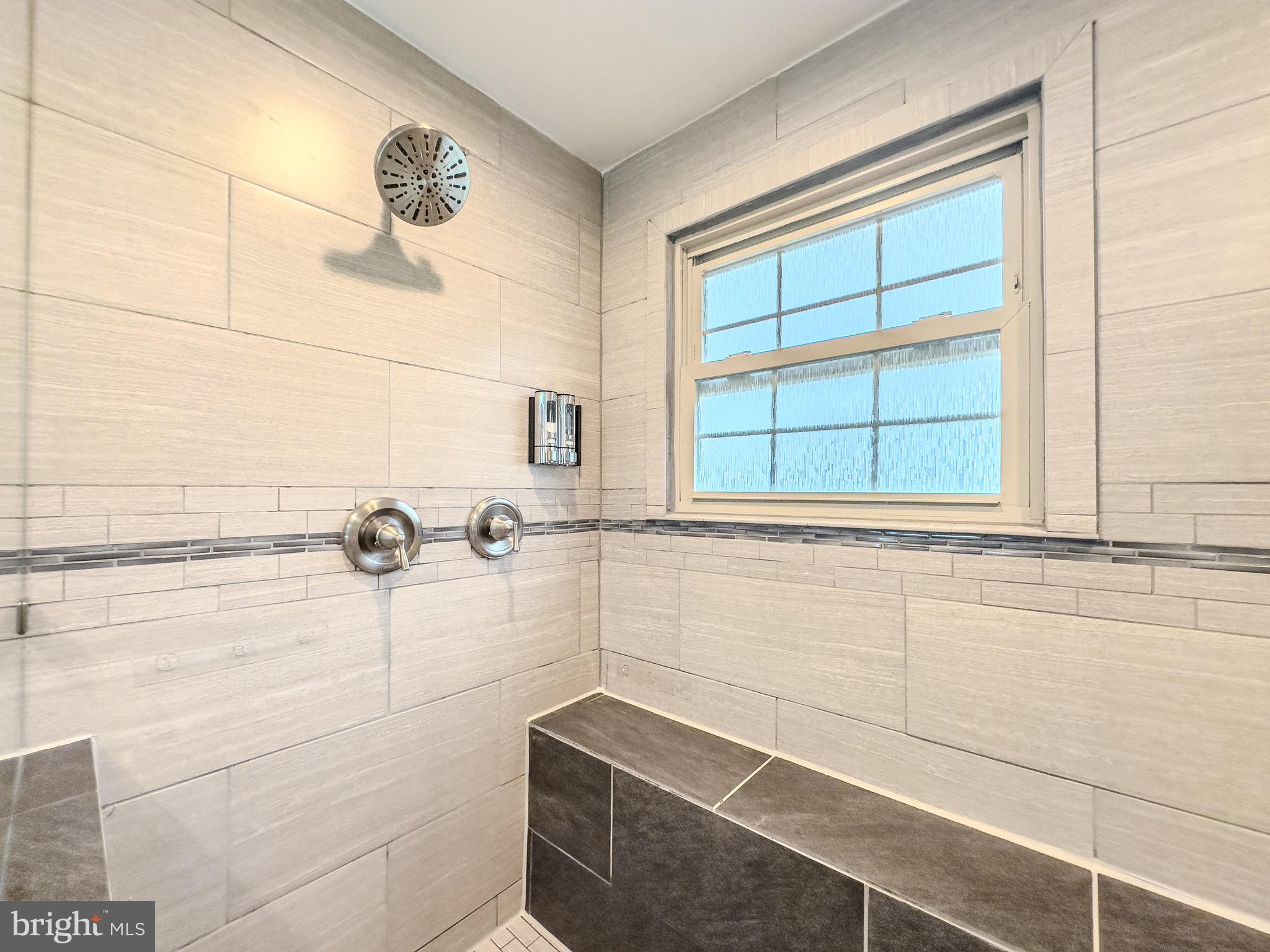 2 Olmsted Dr