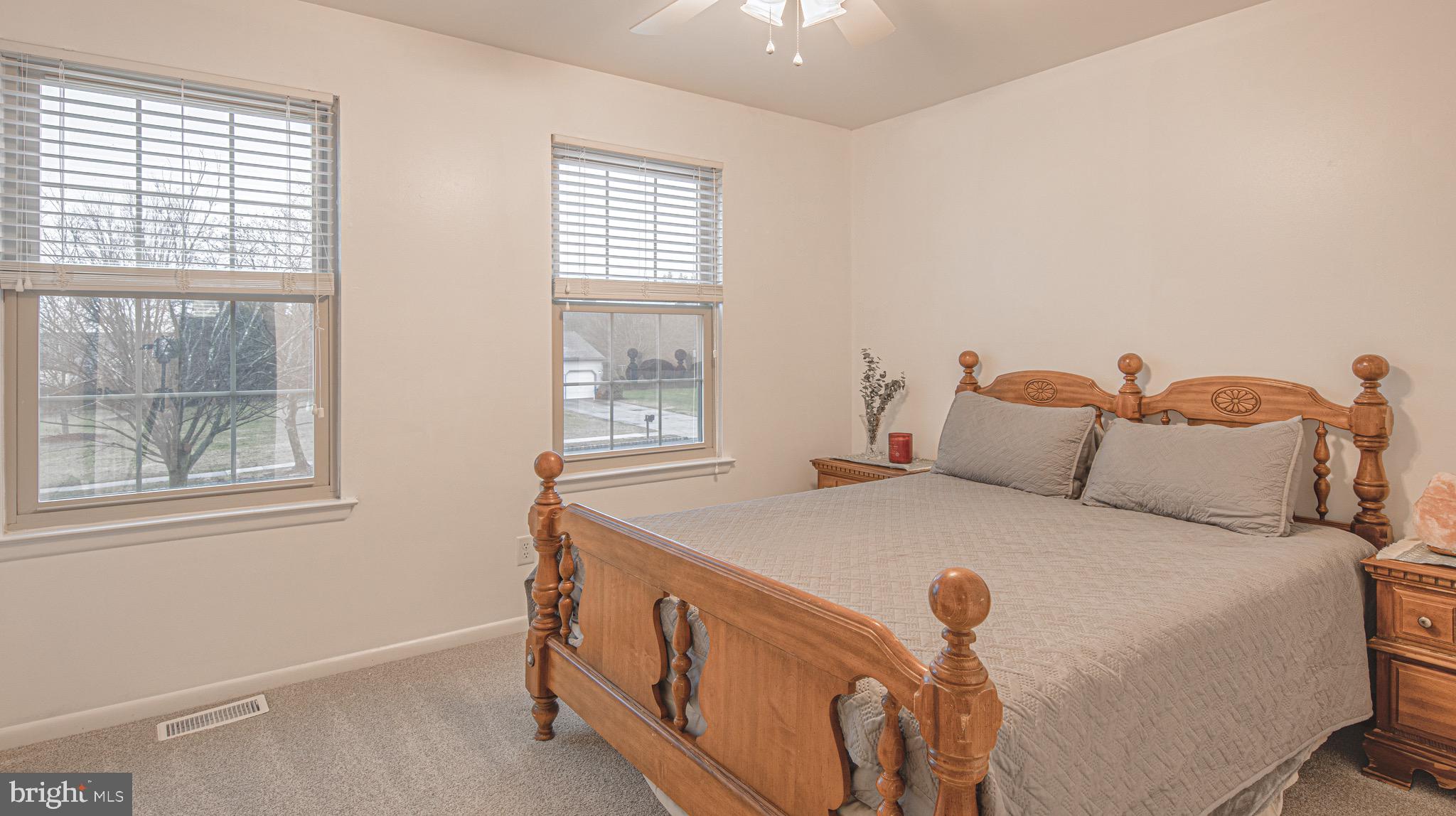 2 Olmsted Dr