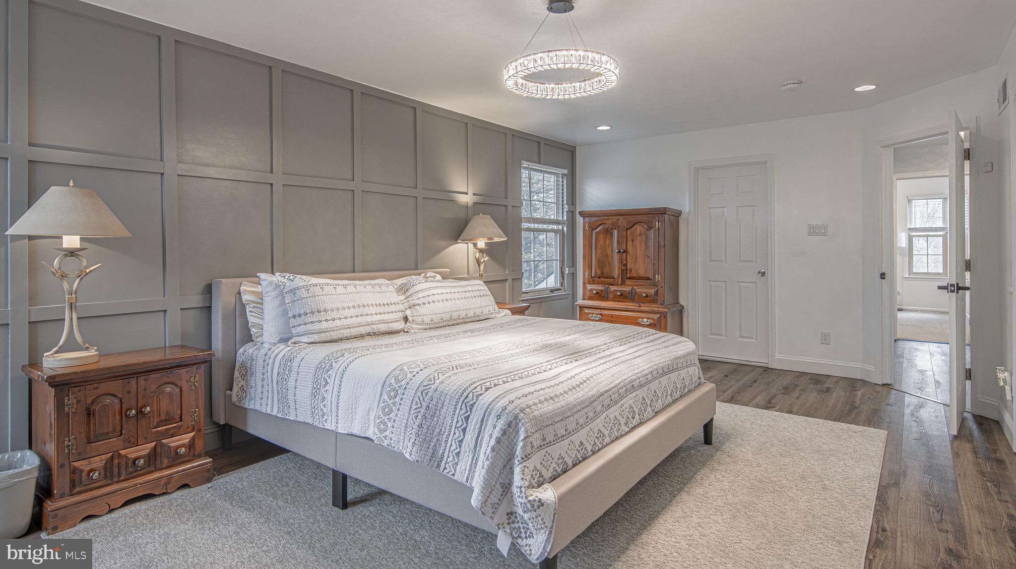 2 Olmsted Dr