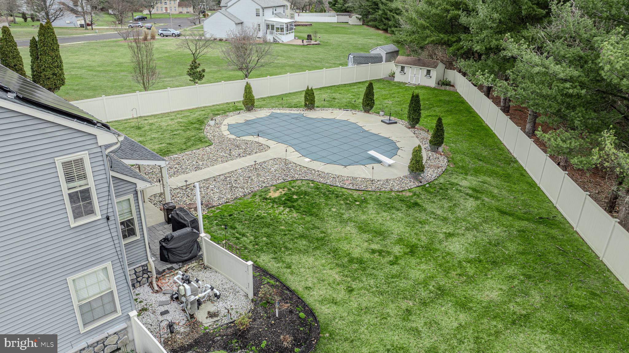 2 Olmsted Dr