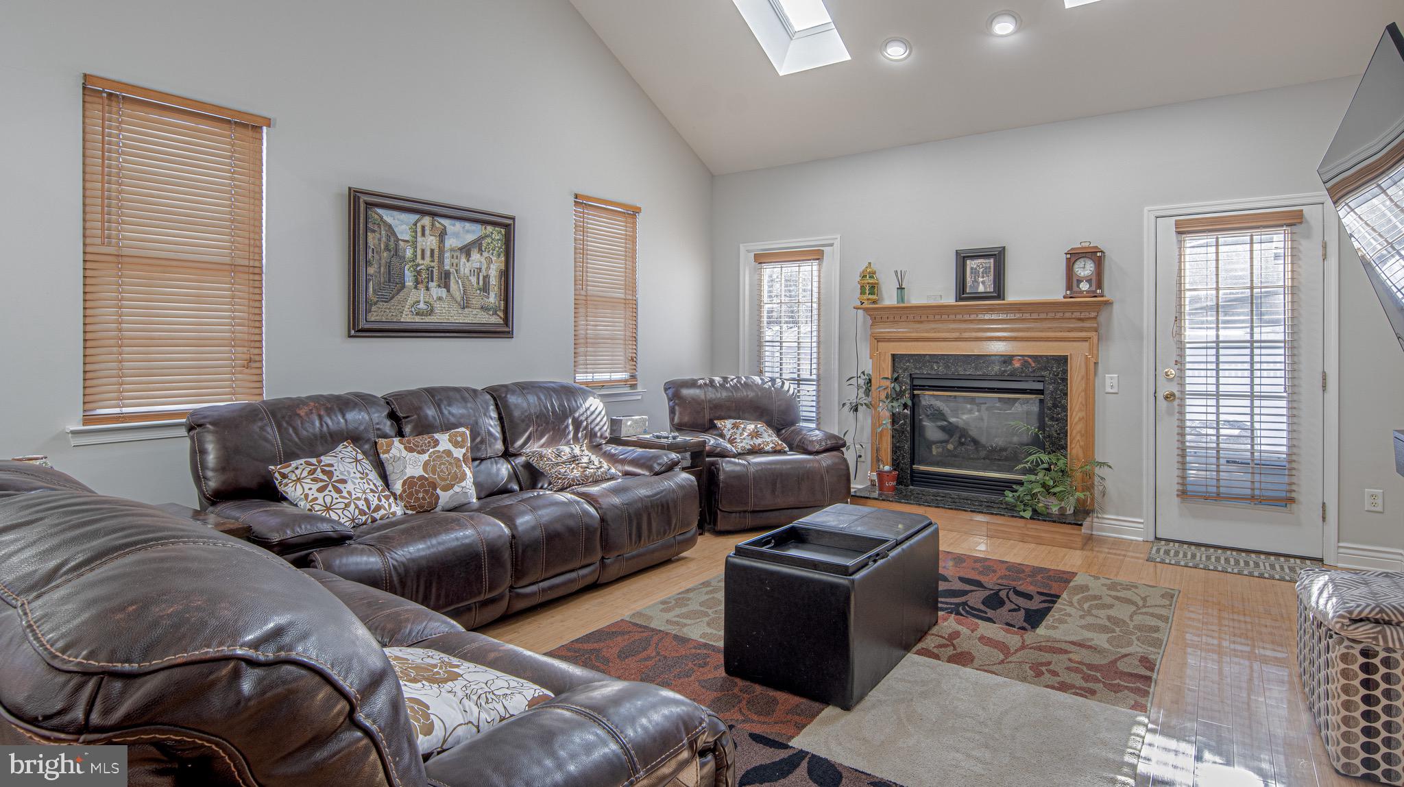4 Gardenia Ct