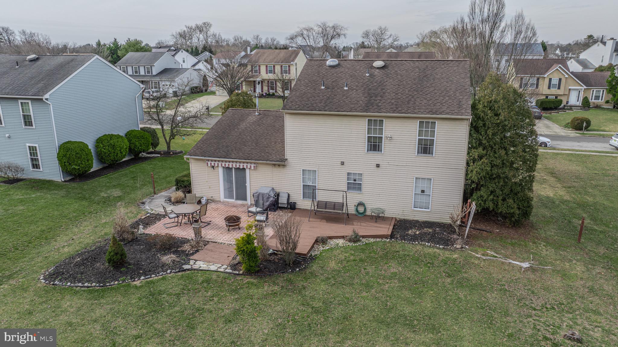 38 Hayslope Ct