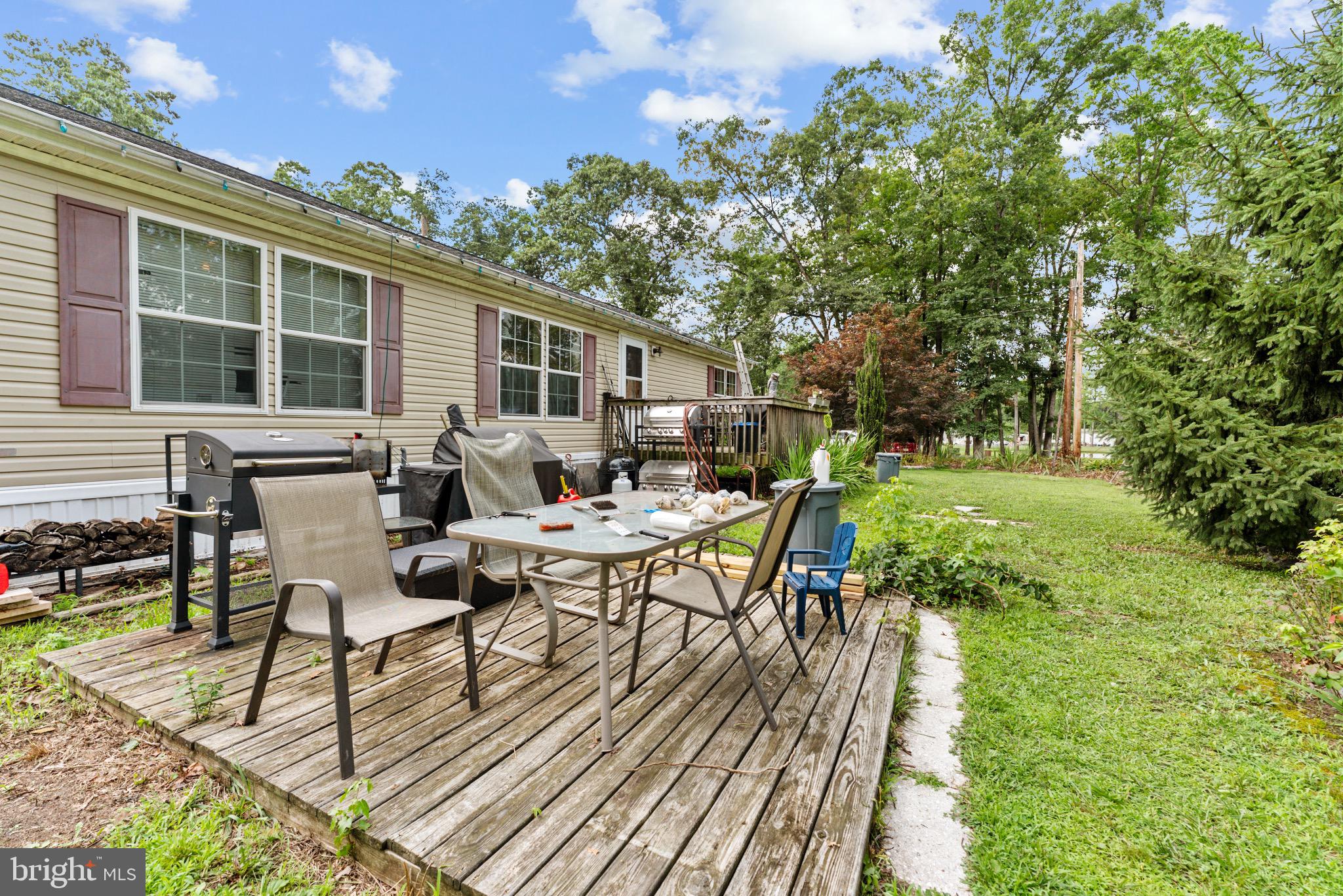 163 Ashwood Dr